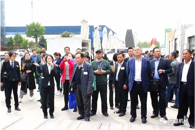 熱烈祝賀2019年全國(guó)裝配式建筑技術(shù)及配套材料推廣交流大會(huì)在天意機(jī)械召開